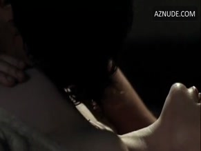 HAYLEY ATWELL NUDE/SEXY SCENE IN THE PILLARS OF THE EARTH