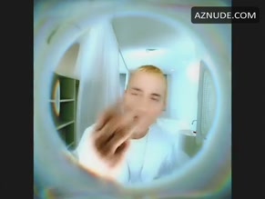 GINA LYNN NUDE/SEXY SCENE IN 8 MILE