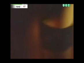 UNKNOWN in LACOS DE FAMILIA (2000)