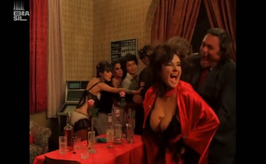 SURA BERDITCHEVSKY NUDE/SEXY SCENE IN OS SETE GATINHOS