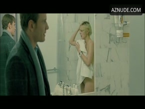 CAREY MULLIGAN in SHAME (2011)