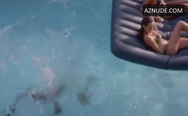 KYLIE PRICE,JENNIFER  COSTA,JULIE BROWN NUDE/SEXY SCENE IN BALLERS