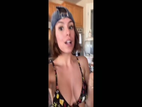 Madisyn Shipman Looking Sexy In A Bikini