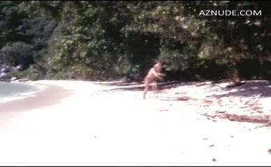AMANDA DONOHOE NUDE/SEXY SCENE IN CASTAWAY