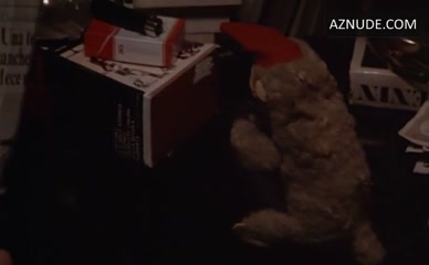 CANDICE BERGEN NUDE/SEXY SCENE IN A NIGHT FULL OF RAIN