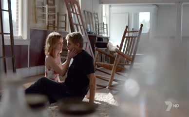 OLIVIA CROCICCHIA NUDE/SEXY SCENE IN THE NEIGHBOR