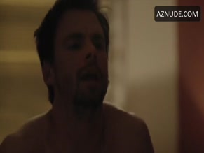 DIORA BAIRD NUDE/SEXY SCENE IN CASUAL