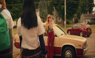 CHLOE FINEMAN in SUMMER OF 69
