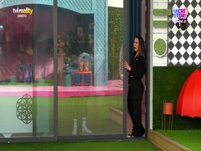 VANIA SA in SECRET STORY - CASA DOS SEGREDOS (2010)