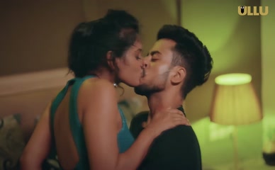 PRIYANKA CHAURASIA,JAYSHREE GAIKWAD,NEHA GUPTA NUDE/SEXY SCENE IN MERI MUMMY KI DOST