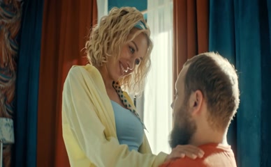 YULIYA DZUTSEVA NUDE/SEXY SCENE IN KAK DRUZYA ZAKHARA ZHENILI