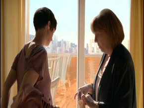 PAZ VEGA in FUGITIVA (2018-)