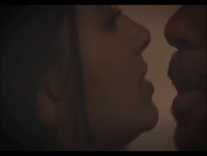 PRISMA DA MATTA NUDE/SEXY SCENE IN HANDS UP