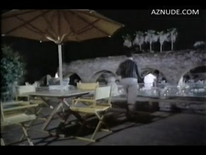 KATHERINE KRISS NUDE/SEXY SCENE IN HOT CHILI