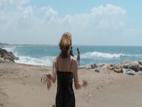 PHILIPPINE LEROY-BEAULIEU NUDE/SEXY SCENE IN EMILY IN PARIS