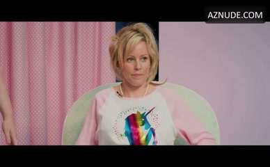 REBEL WILSON NUDE/SEXY SCENE IN WHAT TO EXPECT WHEN YOU'RE EXPECTING