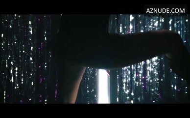 EMILIA FOX NUDE/SEXY SCENE IN CASHBACK