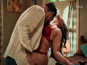 PURVA PARASHAR NUDE/SEXY SCENE IN CHEMISTRY
