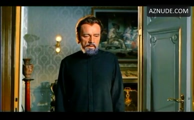 SYBIL DANNING NUDE/SEXY SCENE IN BLUEBEARD