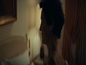 JEANNE BALIBAR NUDE/SEXY SCENE IN LE SYSTEME VICTORIA