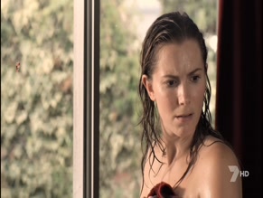 AMBER JAEGER NUDE/SEXY SCENE IN SOLITARY