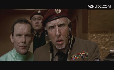 MILLA JOVOVICH NUDE/SEXY SCENE IN THE FIFTH ELEMENT