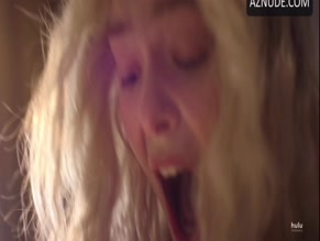 ELLE FANNING in THE GREAT (2020-)