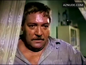 PATRICIA RIVERA in PERRO CALLEJERO 2 (1981)