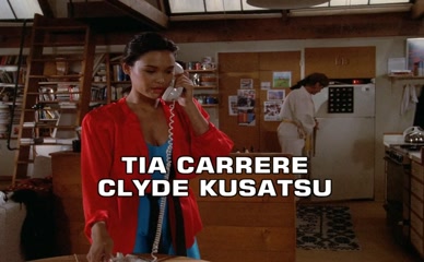 TIA CARRERE in MACGYVER