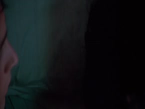 MELANIE LYNSKEY NUDE/SEXY SCENE IN HEAVENLY CREATURES