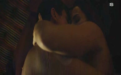 ELIZAVETA BOYARSKAYA NUDE/SEXY SCENE IN OPASNAYA BLIZOST