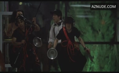 AMANDA SWISTEN,SUNG HI LEE NUDE/SEXY SCENE IN THE GIRL NEXT DOOR