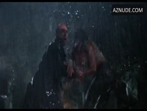 LINNEA QUIGLEY NUDE/SEXY SCENE IN THE RETURN OF THE LIVING DEAD