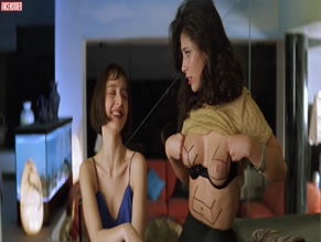 MARIA DE MEDEIROS in HUEVOS DE ORO (1993)