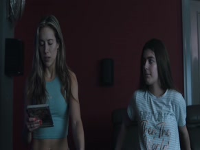 OLIVIA STADLER in STALKERS (2025)