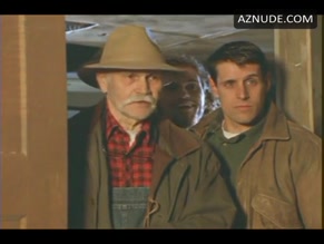 ALEXXUS YOUNG NUDE/SEXY SCENE IN ARACHNIA