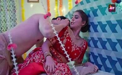 HIRAL RADADIYA NUDE/SEXY SCENE IN RANGEEN KAHANIYA