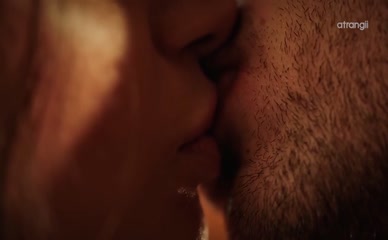 PURVA PARASHAR NUDE/SEXY SCENE IN CHEMISTRY