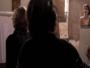 YENDI NAMMOUR in YENDI NAMMOUR NUDE IN PAINTING CLASS