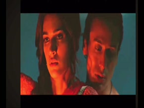 KRITI SANON NUDE/SEXY SCENE IN HEROPANTI