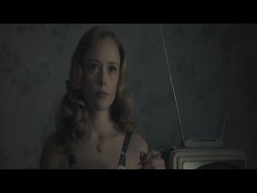 SUZANNA SON in MONSTER: THE ED GEIN STORY