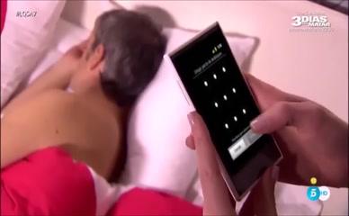 CRISTINA PEDROCHE NUDE/SEXY SCENE IN LA QUE SE AVECINA