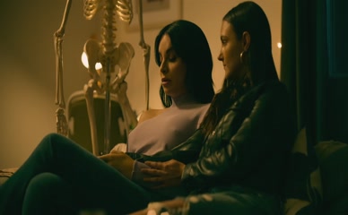 JEDET NUDE/SEXY SCENE IN MUJERES ASESINAS