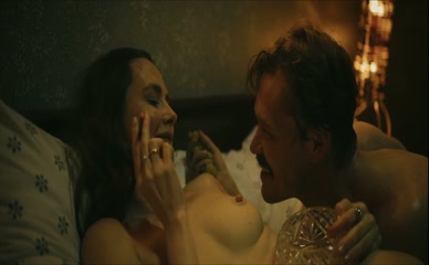 ELENA NIKOLAEVA NUDE/SEXY SCENE IN LIKHIE