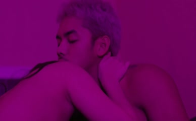 STEPHANIE RAZ NUDE/SEXY SCENE IN HIPAK