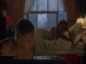 CYNDA WILLIAMS in GANG IN BLUE (1996)