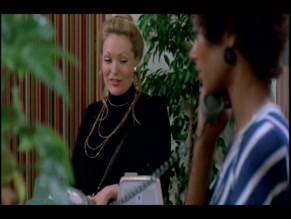 UNKNOWN in BLACK SHAMPOO (1976)