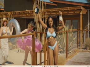 LINDSAY ARNOLD NUDE/SEXY SCENE IN KILLER RENTAL