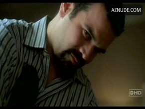 EVA LONGORIA NUDE/SEXY SCENE IN DESPERATE HOUSEWIVES