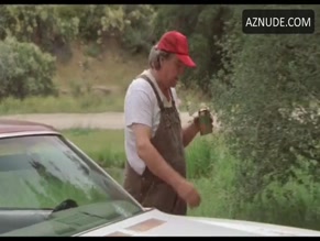 BRITTANY DANIEL in JOE DIRT (2001)